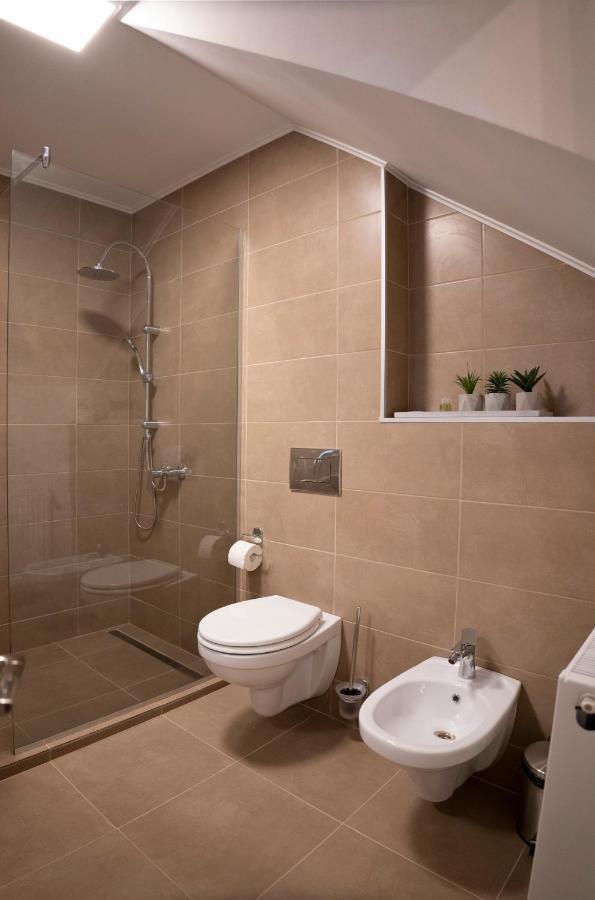 Coban Residence - A4 - Rustic Apartment Brasov Ngoại thất bức ảnh